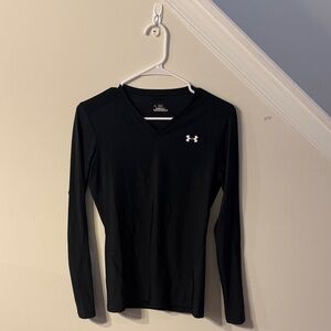 Under Armour Women's Black V-Neck Long Sleeve Tee